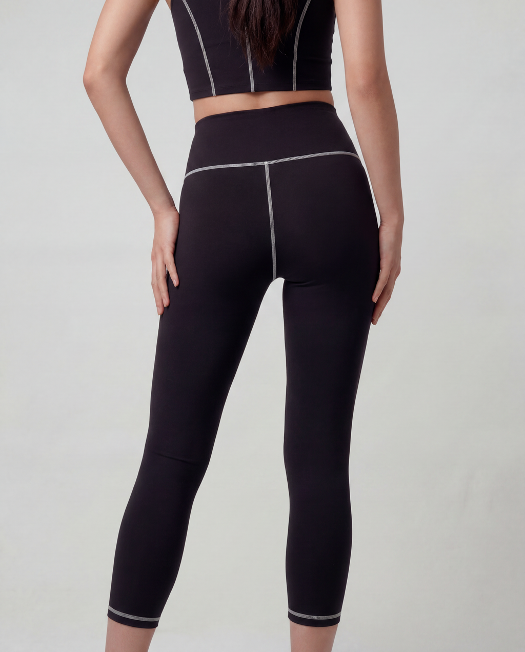 PLAY | The Seamline Leggings