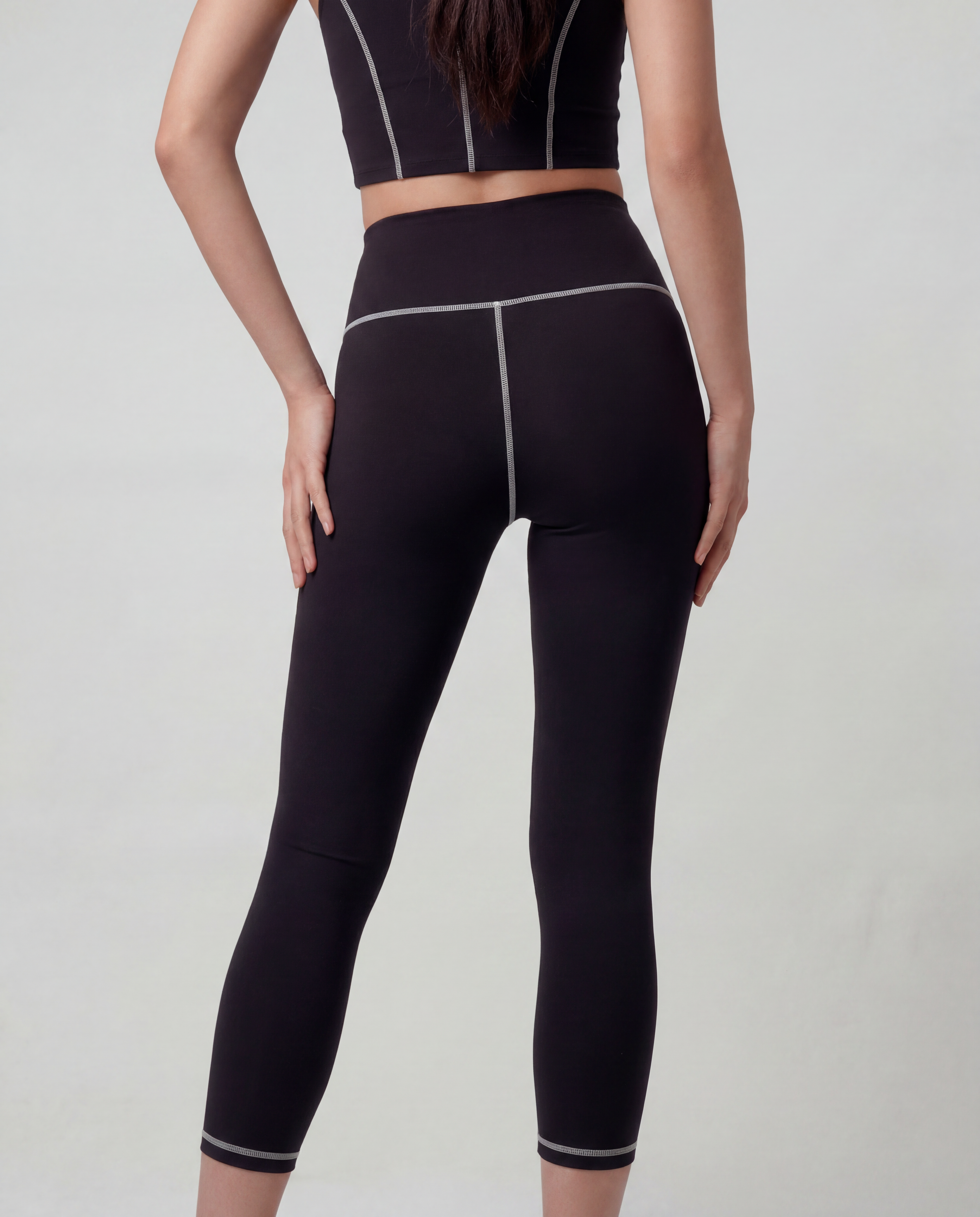 PLAY | The Seamline Leggings